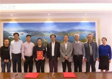 閩旋科技‖捐贈(zèng)100萬元，助力教育發(fā)展，踐行社會(huì)責(zé)任使命